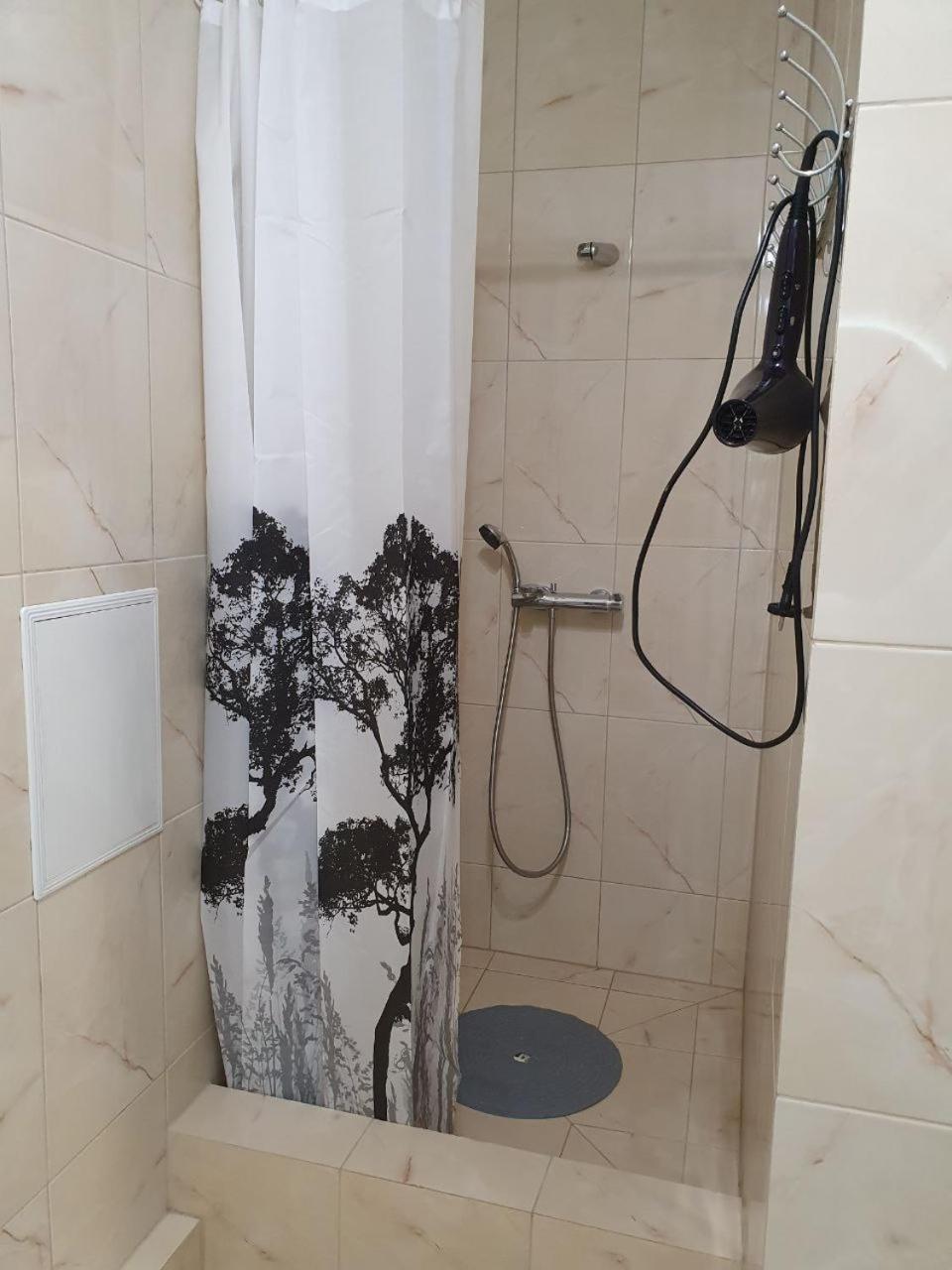 Apartment Na Shashkevicha 16 Truskavets Luaran gambar